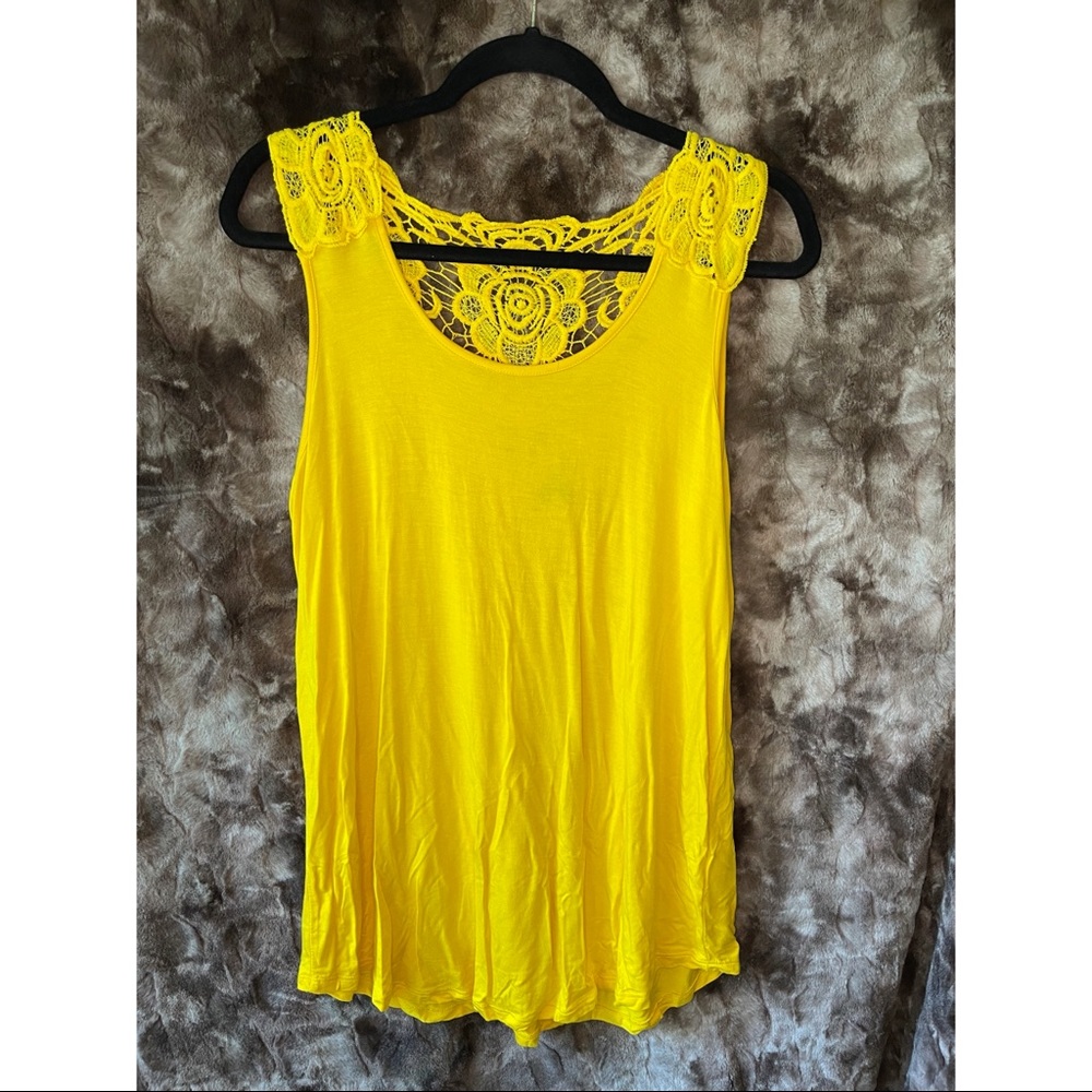 Cable & Gauge Lacey Tank Top - XL